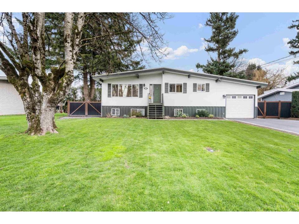 6970 CENTENNIAL DRIVE, Chilliwack, Colúmbia Britânica V2R 1J7, Canadá