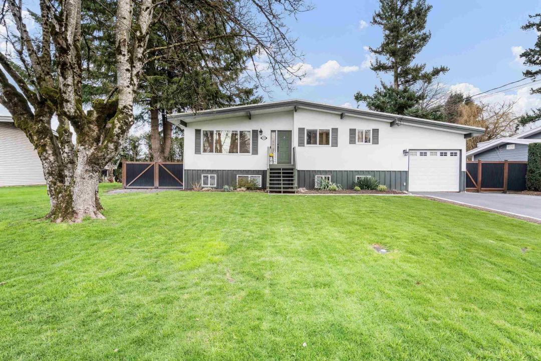 6970 CENTENNIAL DRIVE, Chilliwack, Colúmbia Britânica V2R 1J7, Canadá