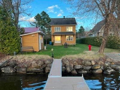 1197  Rue des Tourterelles, Magog, Quebec J1X 3W2, Canada
