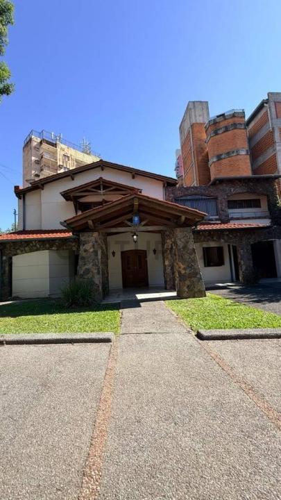 Presbítero Juan Pucheu entre Juan de Salazar y Avda. España , Las Mercedes, Asunción 00001, باراغواي