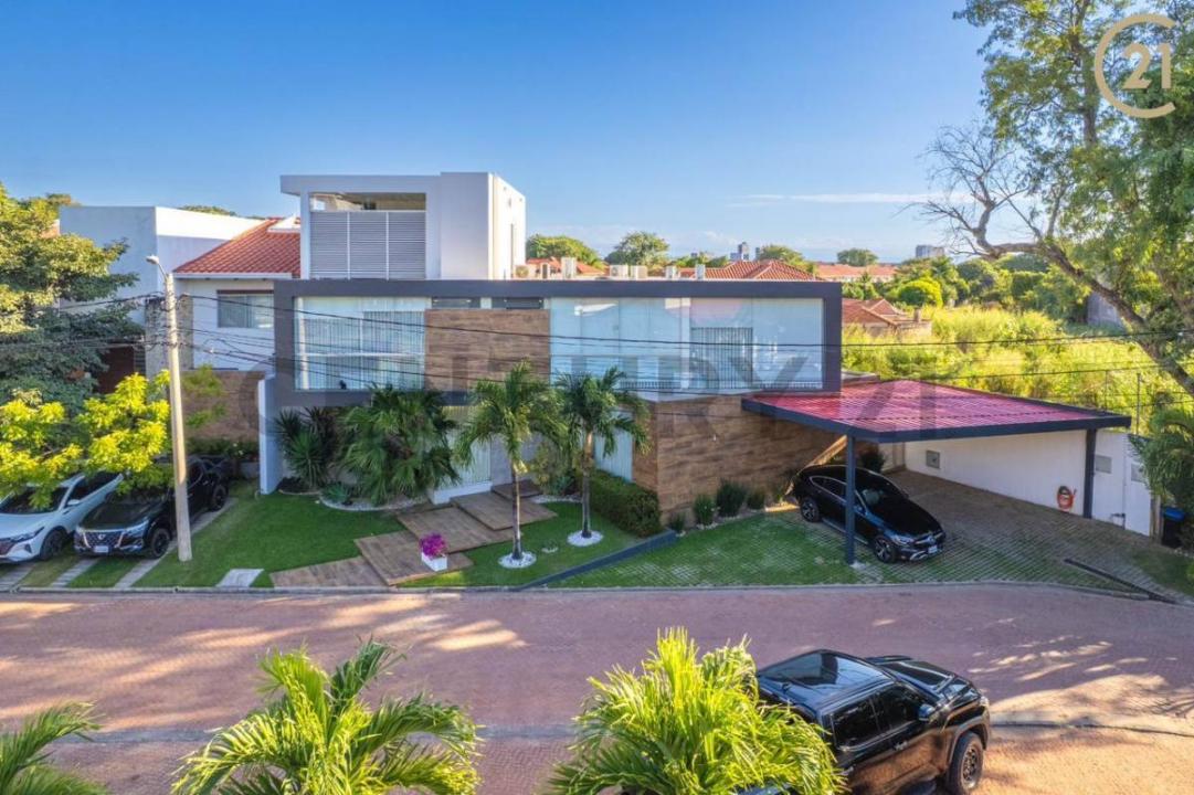 CONDOMINIO LA COLINA , Norte, Santa Cruz 00001, Bolívia