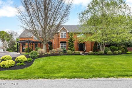 56 Edward Circle, Lewisburg, Pennsylvania 17837, USA