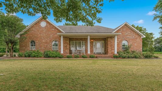 104 Peck, Hornersville, Missouri 63855, USA