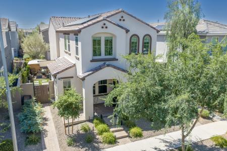 2037 W Kinfield trail, Phoenix, Arizona 85085, USA
