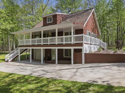 9965 Rising Star, Canadian Lakes, Michigan 49346, USA