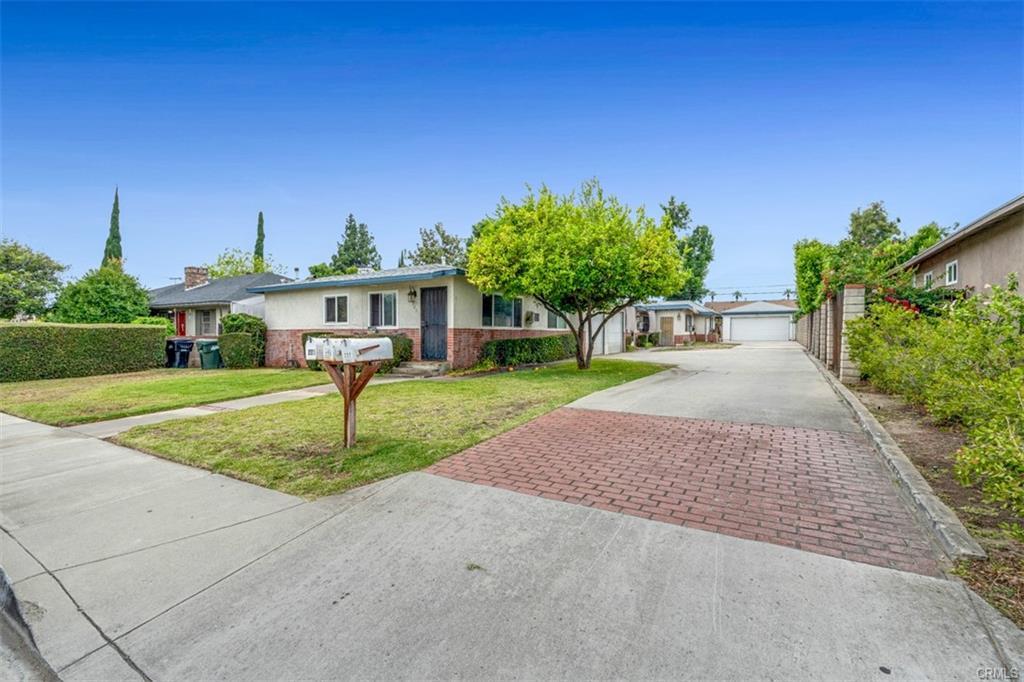 223 Montana, Monrovia, California 91016, Stati Uniti