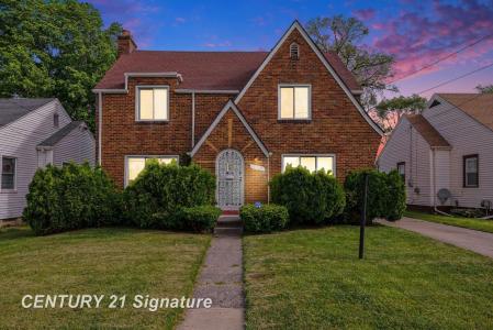 3237 Carter, Saginaw, Michigan 48601, USA