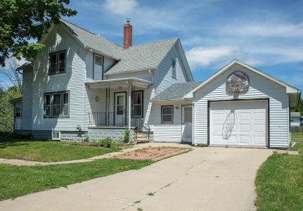 300 SE 6th Avenue, Tripoli, Iowa 50676, USA