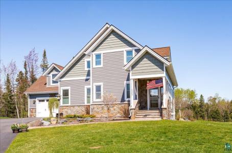 1305 Harbor Hills Dr, Two Harbors, Minnesota 55616, USA