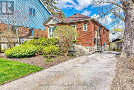 20 1/2 EAST ROAD, Toronto (birchcliffe-cliffside), Онтарио M1N 2A1, Канада