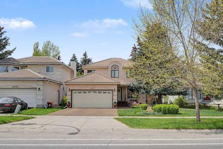 2020 SIROCCO DRIVE SW, Calgary, Alberta T3H 2M9, Canada