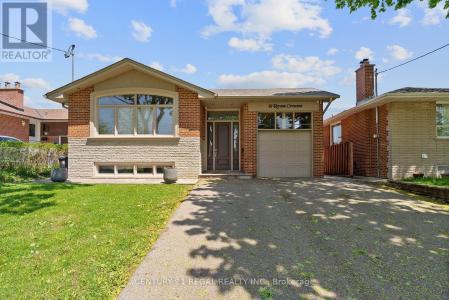 18 ROWSE CRESCENT, Toronto (kingsview Village-the Westway), Ontario M9P 3L5, Kanada