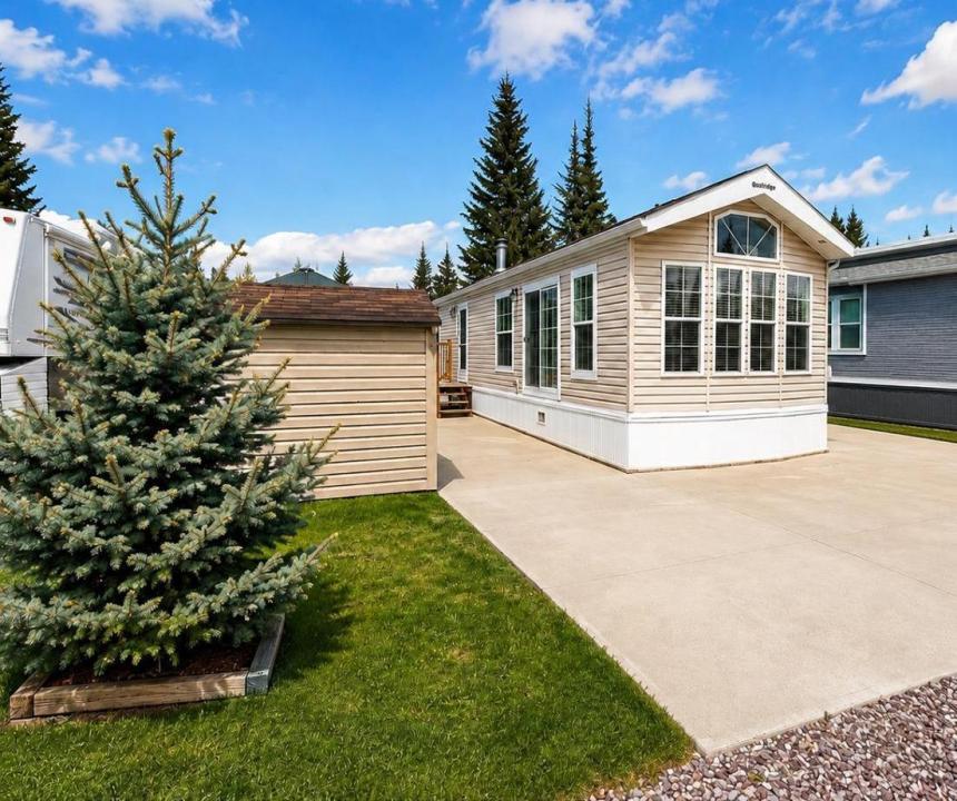 32351 RANGE ROAD 55, Rural Mountain View County, Alberta T0M 1X0, Canada