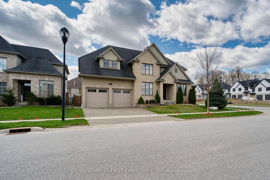 1895 SUMAC WAY, London South, Ontario N6K 0E9, Canada