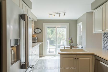9 BROOKSIDE STREET, Cavan Monaghan, Ontario L0A 1G0, Canadá