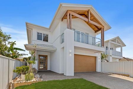 163 Prince Edward Parade, Scarborough, QLD 4020, Australia