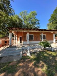 Del Maestro y C.18 , Limpio, Central 00001, Paraguay
