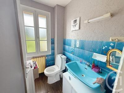 Cosmes, Pays de la Loire 53230, France