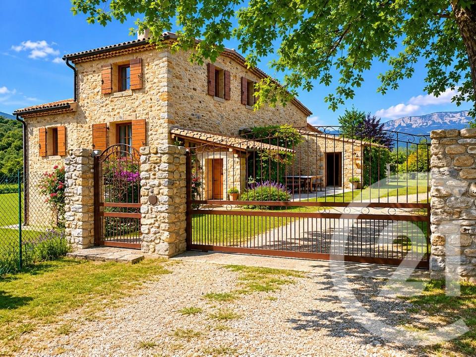 Thoard, Provence-Alpes-Côte D'Azur 04380, France