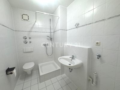 Eichenau, Bayern 82223, Germany