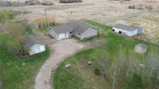 18 MEADOW DRIVE EAST, Brandon, Manitoba R7A 5Y2, Kanada