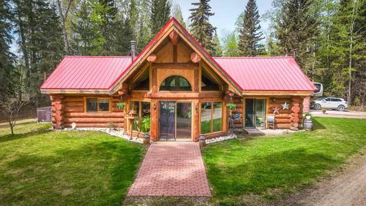 101 CLEARWATER HEIGHTS DRIVE, Rural Clearwater County, Alberta T0M 0M0, Canada