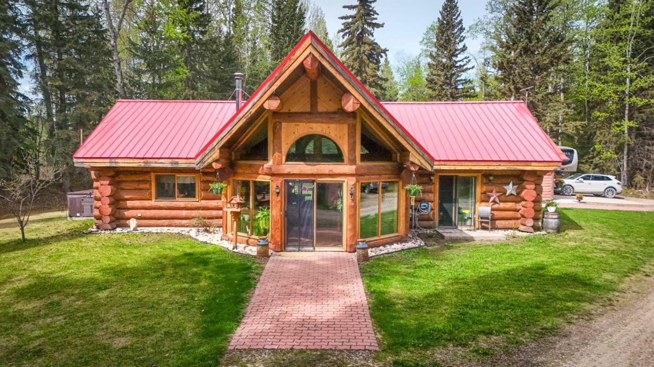101 CLEARWATER HEIGHTS DRIVE, Rural Clearwater County, Alberta T0M 0M0, Canada