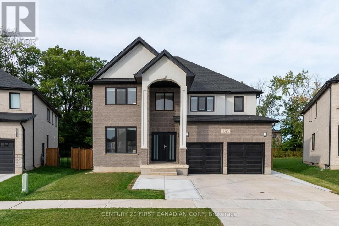 2166 TRIPP DRIVE, London South (south V), Ontario N6P 1T7, Canadá