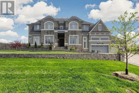 2 SAM DAVIS COURT, Whitchurch-Stouffville-, オンタリオ L4A 4R4, カナダ