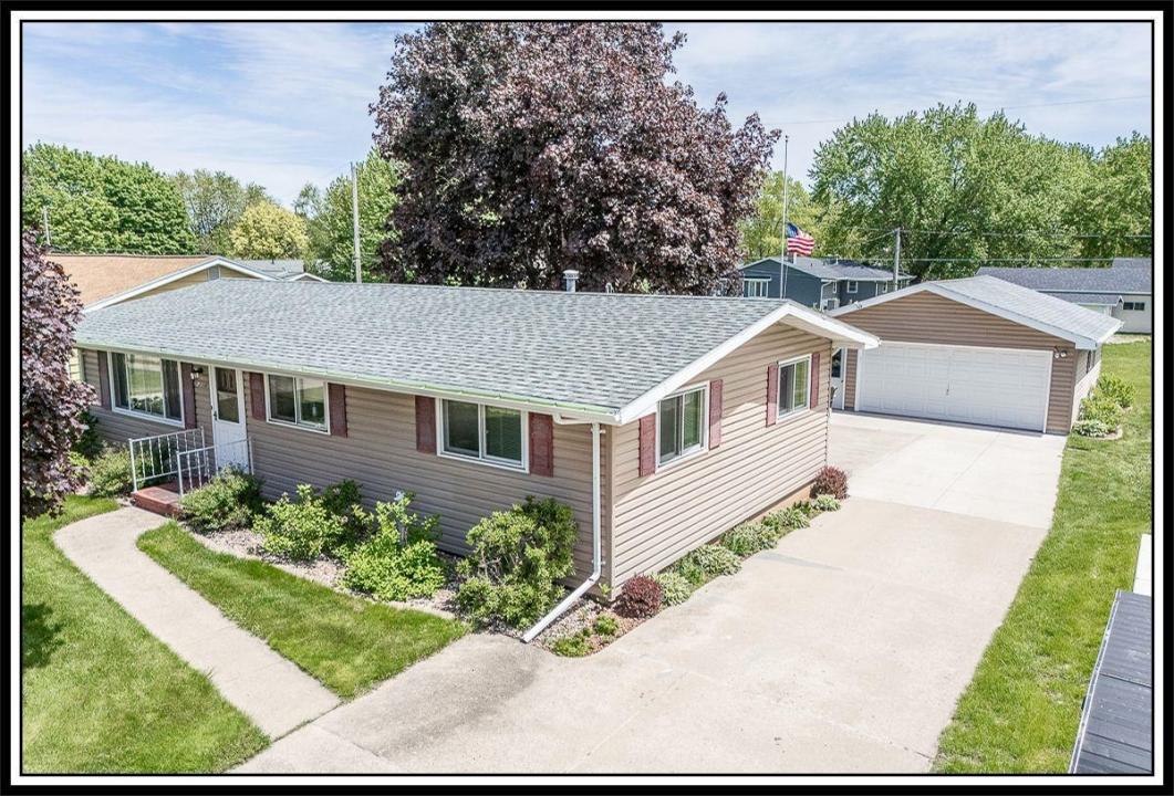 714 S Nash Street, Hortonville, Wisconsin 54944-8512