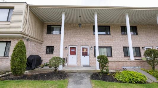 183 Farrwood Dr , 183, Haverhill, Massachusetts 01835, USA