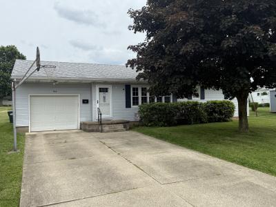 1538 S 13th Street , Coshocton, Ohio 43812, USA