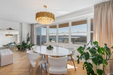 1805 215th Street unit: 8M, Bayside, NY 11360, USA