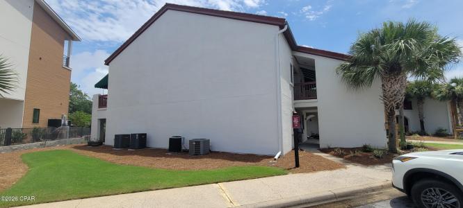 8730 Thomas Drive #101, Panama City, Florida 32408, Estados Unidos