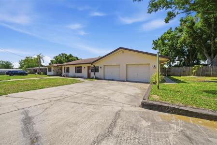 3133 Bay Lane, Clearwater, Florida 33759, USA