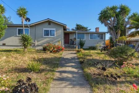 1192 Elm Avenue, Seaside, California 93955, USA
