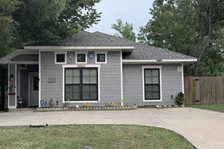 1305 E 6th Avenue, Corsicana, Teksas 75110, Amerika Birleşik Devletleri