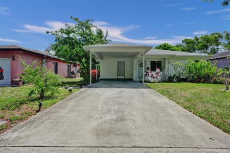 1590 NW 7th Lane, Pompano Beach, Florida 33060, USA