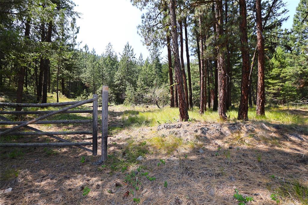 NHN Heir Loom Way, Plains, Montana 59859, Estados Unidos