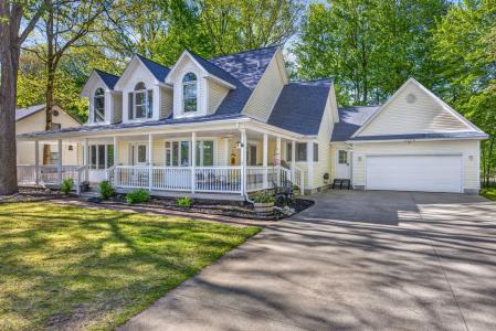 6908 Club House Drive E, Canadian Lakes, 미시건 49346, 미국