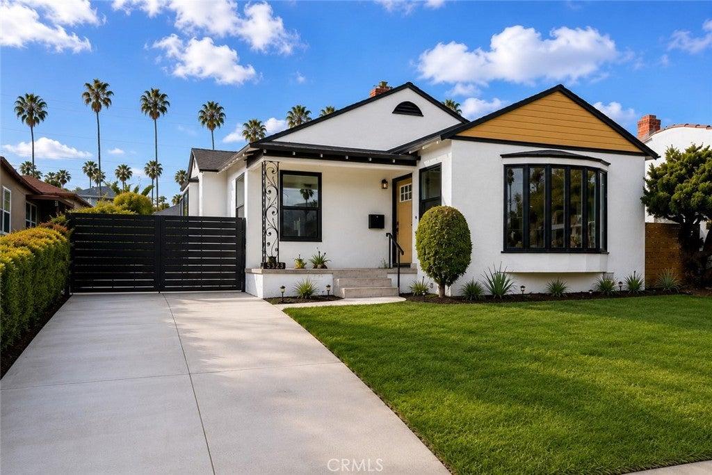 5323 S Mullen, Los Angeles, カリフォルニア 90043, アメリカ合衆国