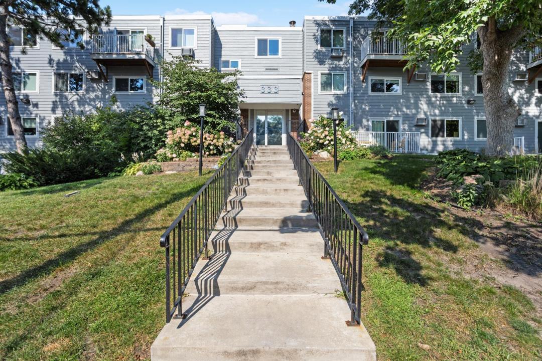 333 8th Street SE , 305, Minneapolis, Minnesota 55414, États-Unis