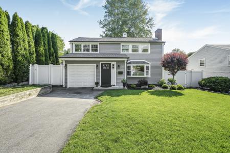 35 Stuart Street, Waldwick, NJ 07463, USA