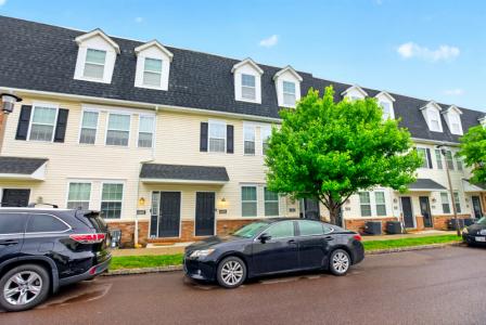 4465 Driftwood Drive #122, Philadelphia, Pennsylvania 19129, USA