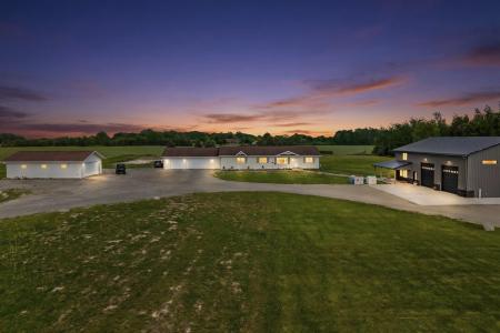 1254 S Overland Road, De Pere, ויסקונסין 54115-9006, ארצות הברית של אמריקה