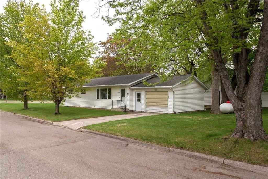 109 Arkansas Avenue, Hoffman, מינסוטה 56339, ארצות הברית של אמריקה