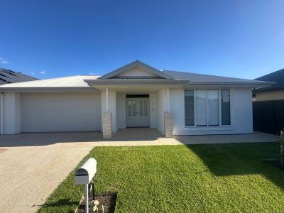 4 Campiana Street, Angle Vale, SA 5117, Australia