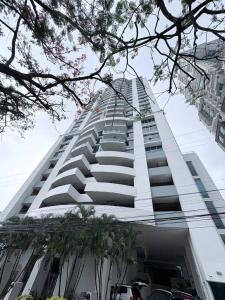 Apartamento en Alquiler Mont Royale, amoblado,134m2, Cangrejo - Panamá 203C, Ciudad de Panamá Ciudad de Panamá, Panamá 00001, Panama