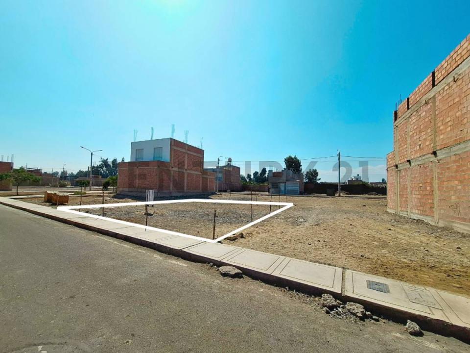 URB LAS ARTES II , Tacna, Tacna 00001, Peru