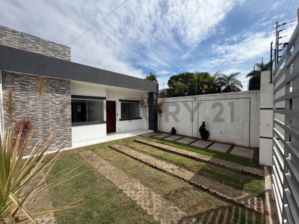 Av. Virgen de Cotoca, 8vo anillo, condominio Icarai , Este, Santa Cruz 591, ボリビア